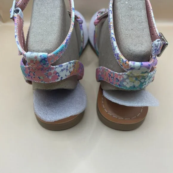COPPER KEY FLUTTER RAINBOW SANDALS 6.5 - Picture 8 of 12